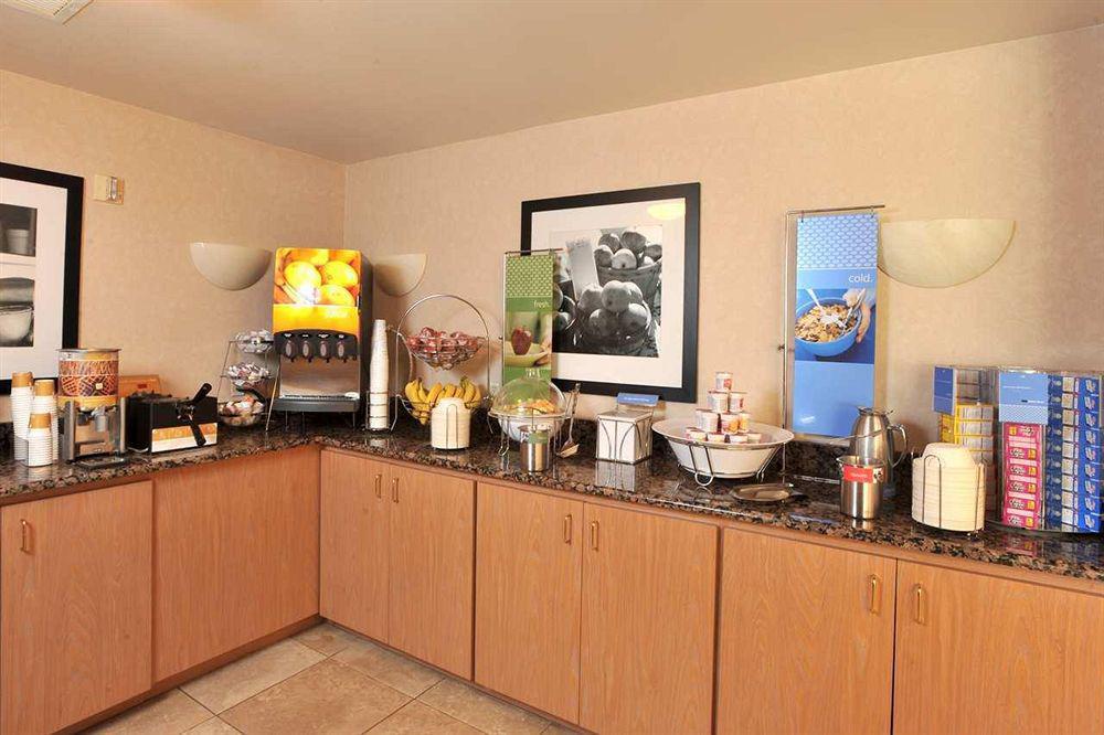 Hampton Inn Daytona/Ormond Beach Restoran fotoğraf
