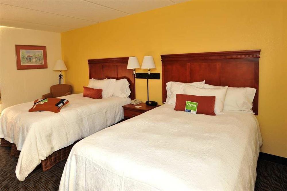 Hampton Inn Daytona/Ormond Beach Oda fotoğraf